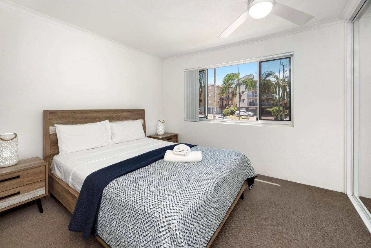 Joanne Apartments Калундра Екстериор снимка