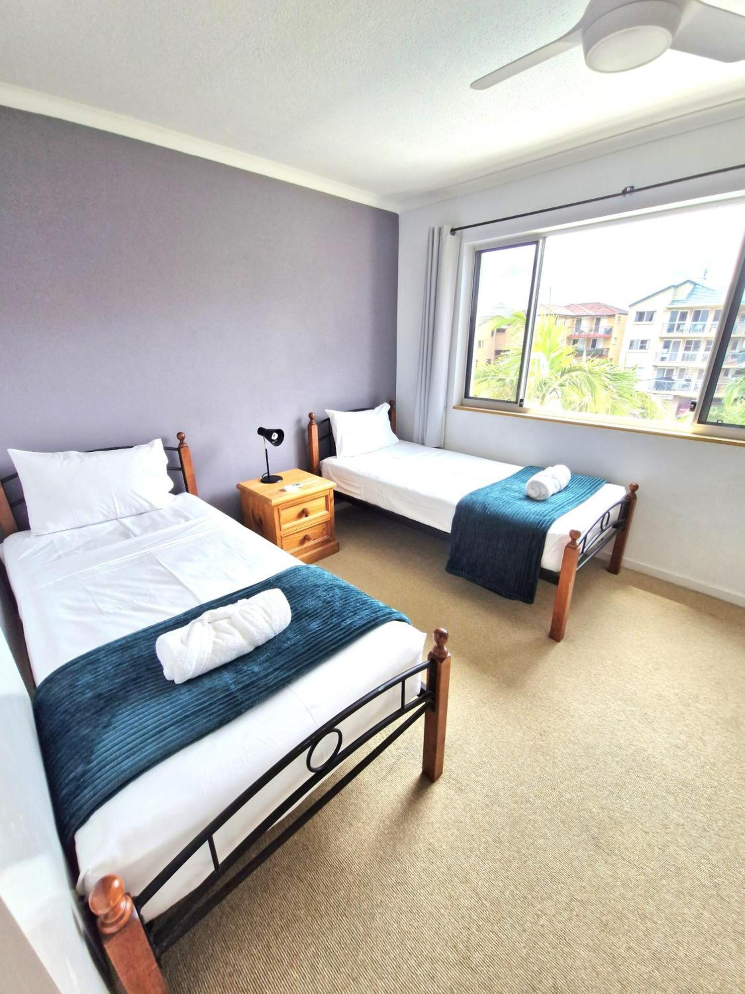 Joanne Apartments Калундра Екстериор снимка