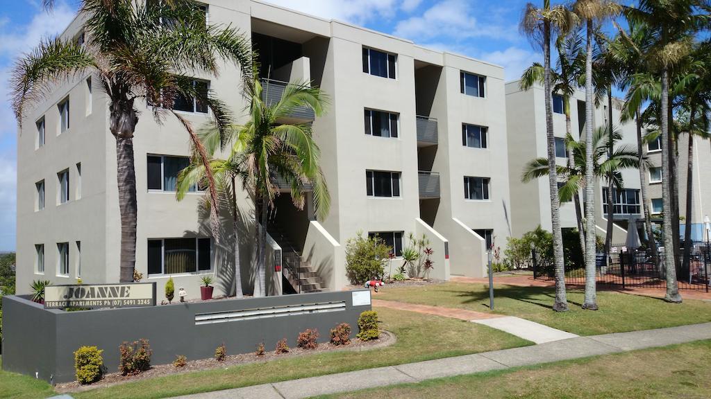 Joanne Apartments Калундра Екстериор снимка